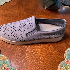 Vionic sneakers